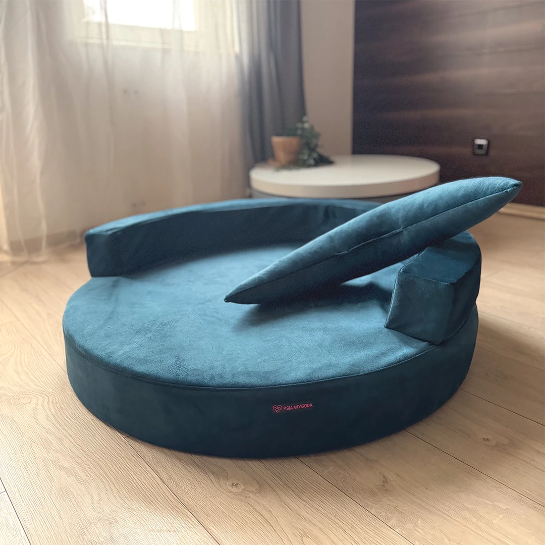 niebieska sofa ortopedyczna